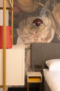 Comfort-Double-Room-Souterrain-cupboard-THE-FRITZ-HOTEL-Amsterdam