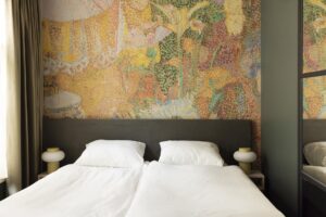 Inside-Double-Room-bed-THE-FRITZ-HOTEL-Amsterdam