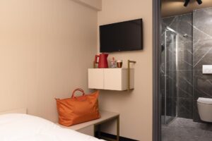 Inside-Single-Room-Souterrain-Cupboard-decorated-THE-FRITZ-HOTEL-Amsterdam
